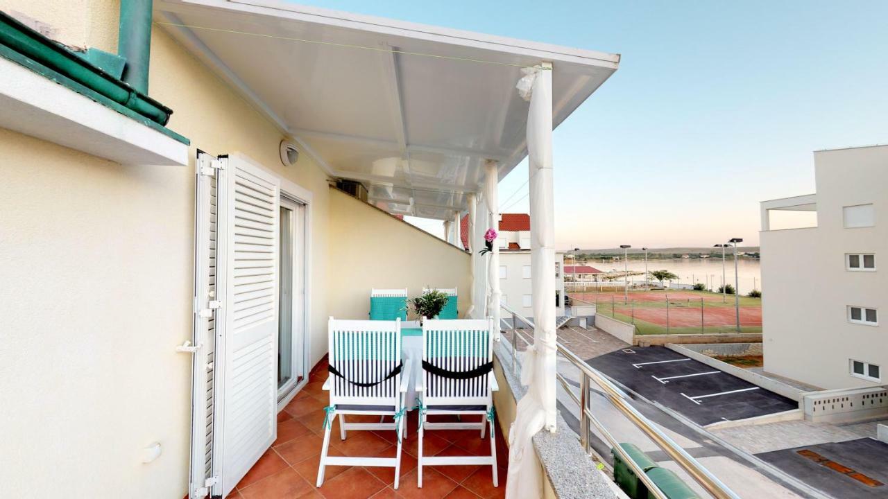 Apartment Potkonjak Povljana Dış mekan fotoğraf